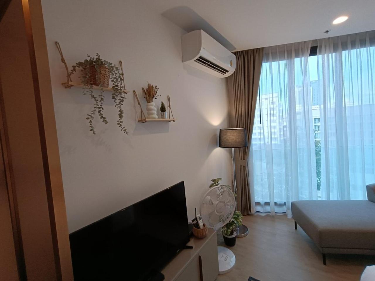 Apartment Downtown Chic Rooftop Pool #e651 Pattaya