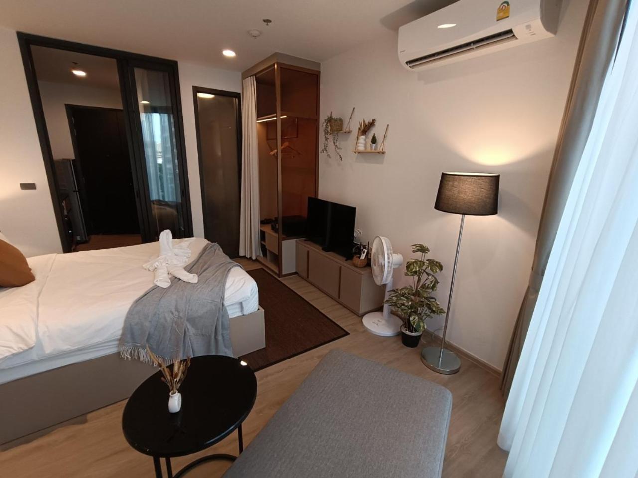 Downtown Chic Rooftop Pool #en797 Apartment Pattaya