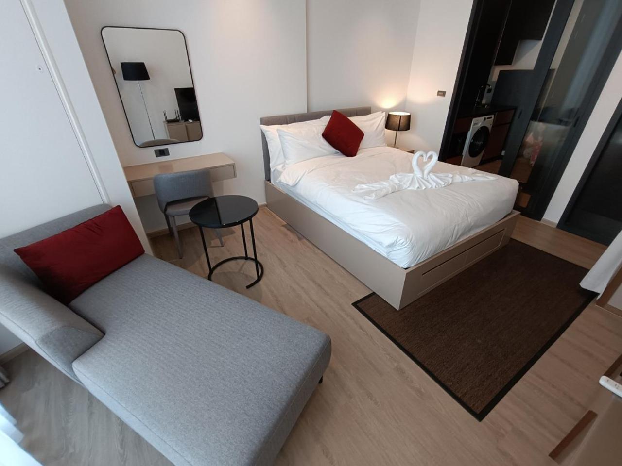 Downtown Chic Rooftop Pool #en797 Pattaya