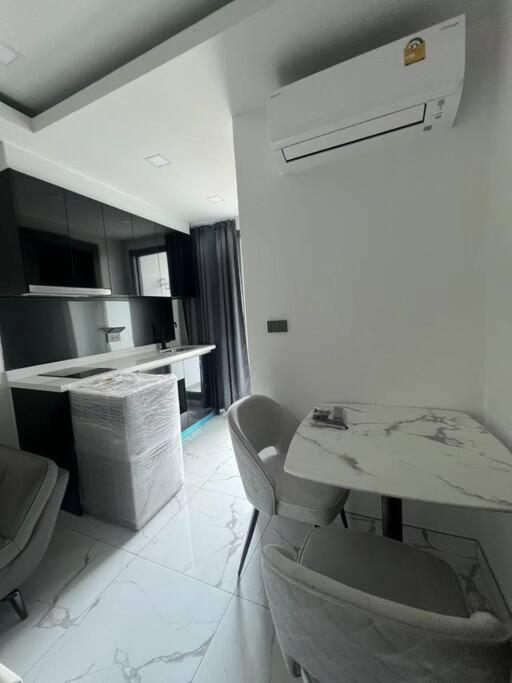 秘狗公寓arcadia Millennium Tower Pattaya