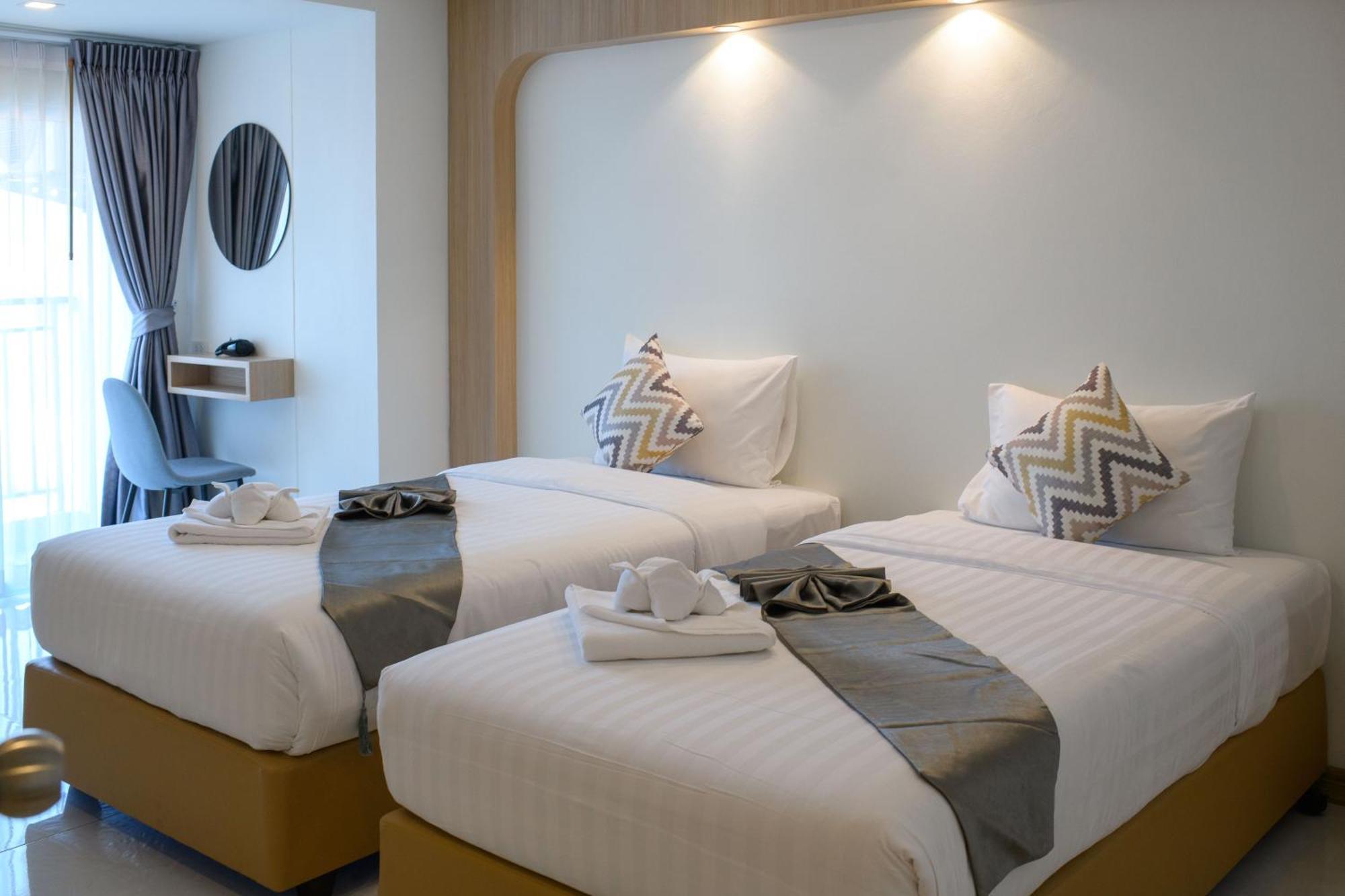Iris Palace Pattaya