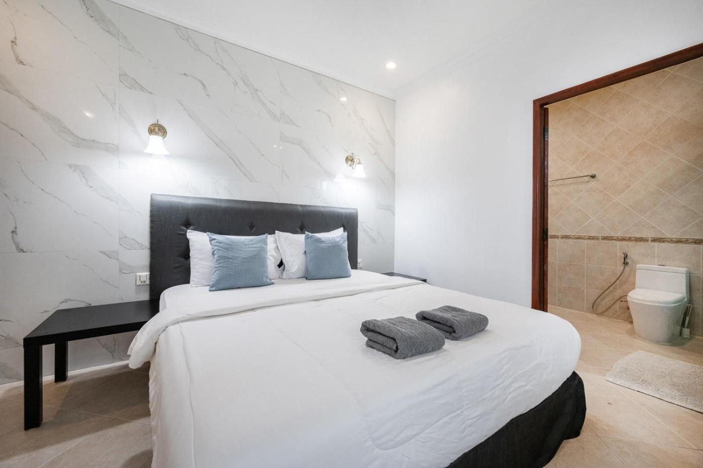Majestic Pool 3 Bedrooms Private Beach *