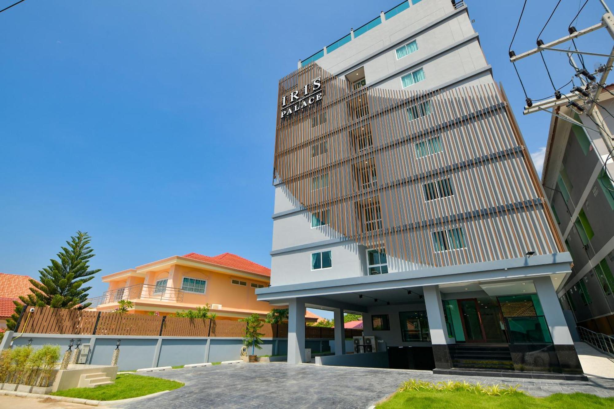 Iris Palace Hotel 5*