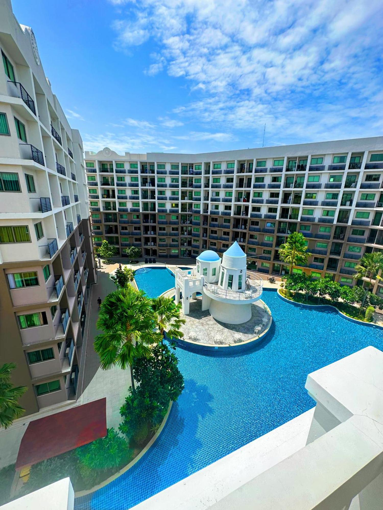 Arcadia Beach Continental 2 Bedroom Fast Internet Jacuzzi Waterfall