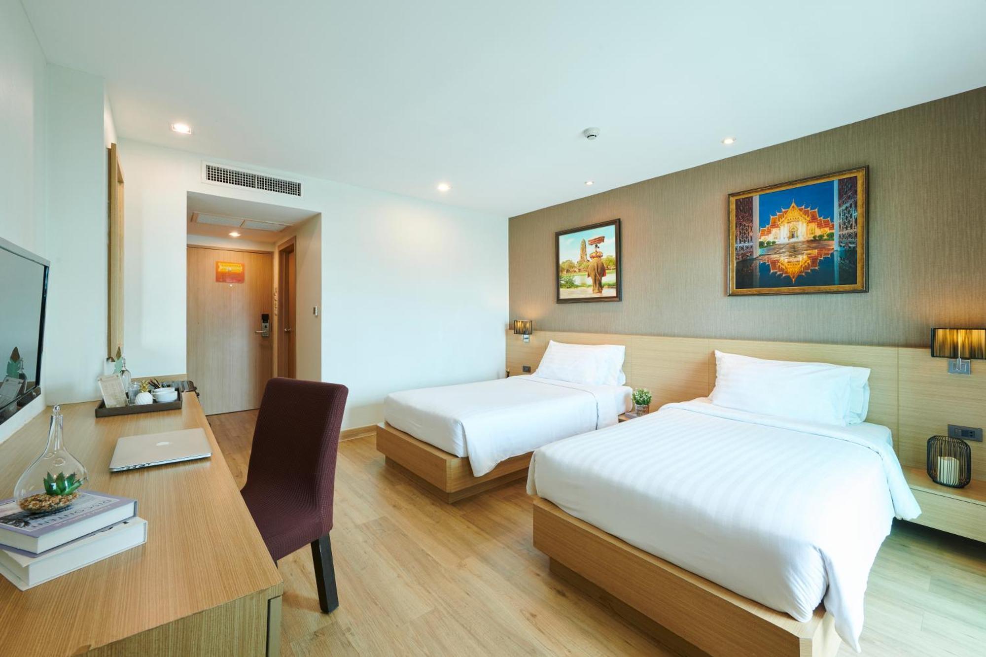 Adelphi 4* Pattaya