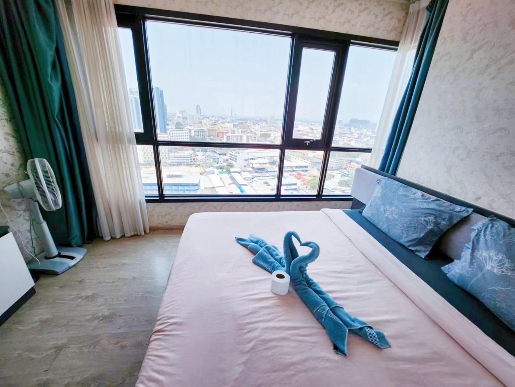 泰国芭提雅thebase无边游泳池公寓 Apartment *