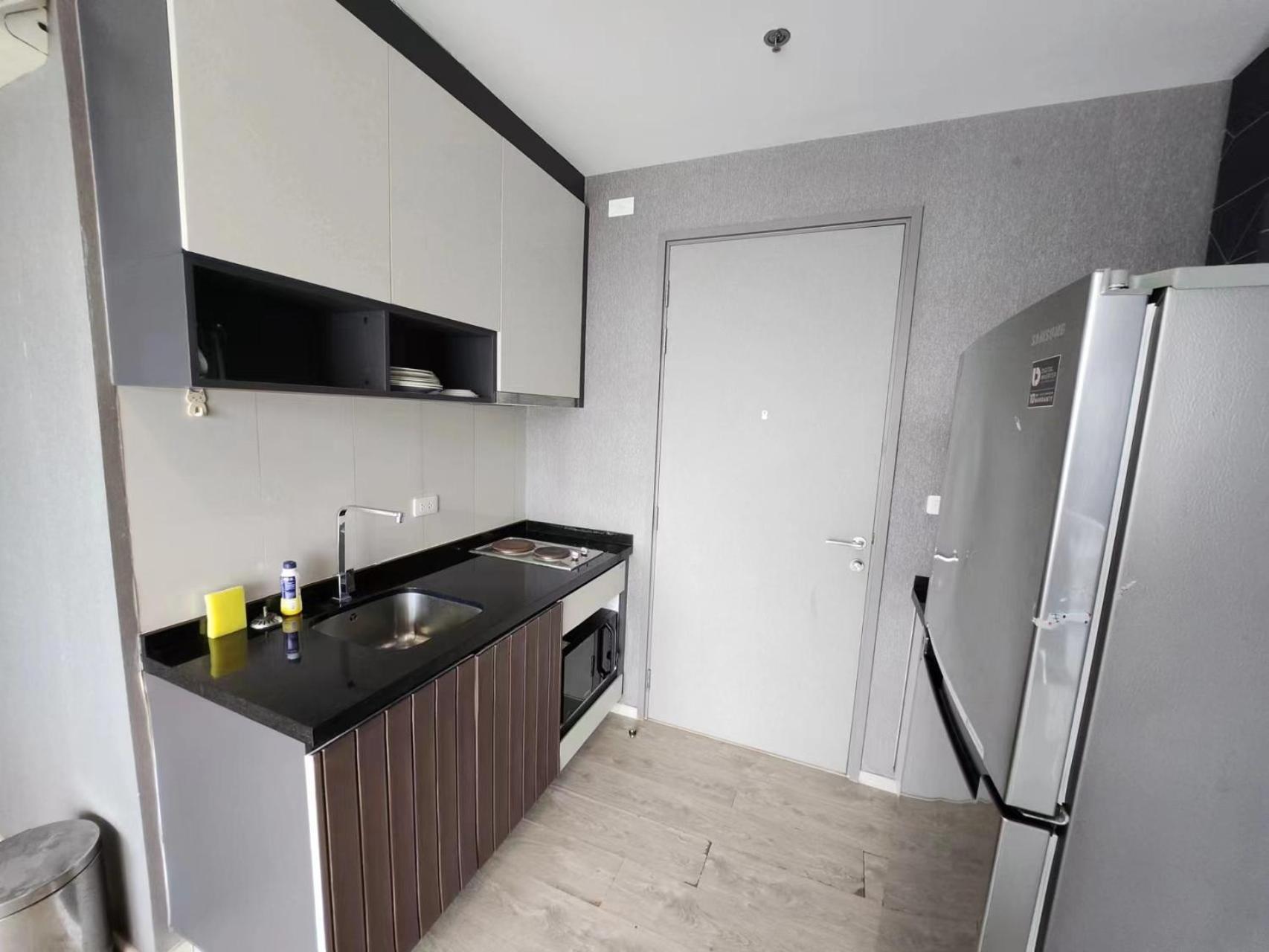 泰国芭提雅thebase无边游泳池公寓 Apartment