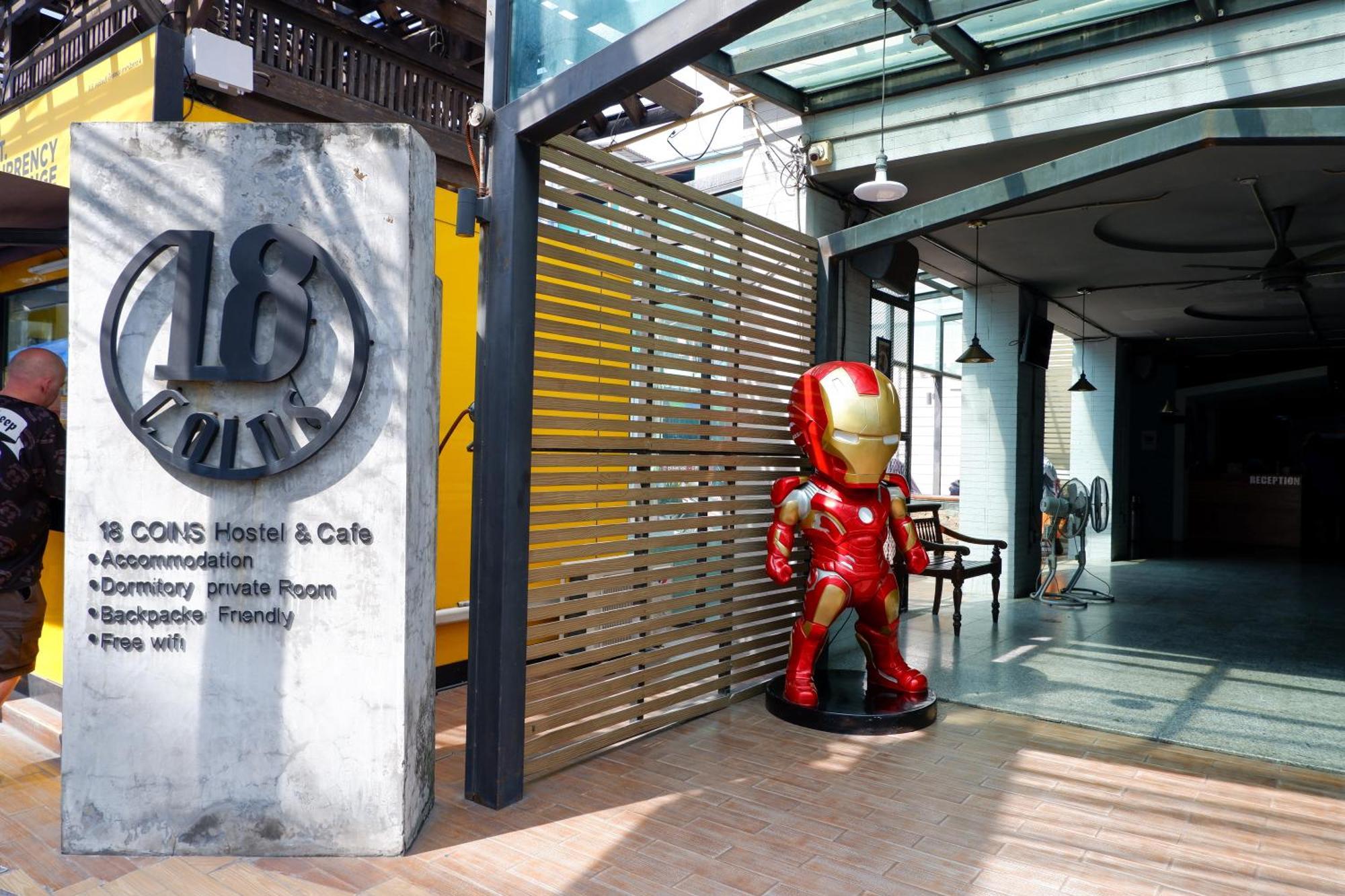 Hotel 18 Coins Budget 2*