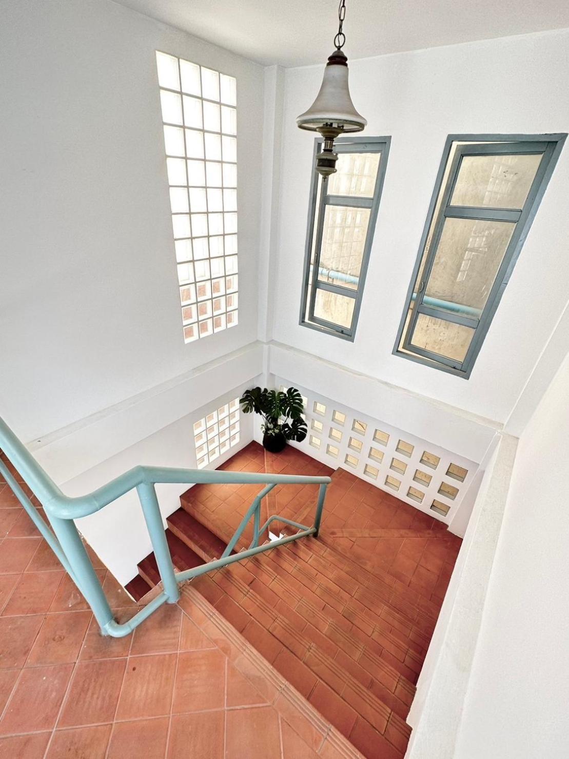 Hotel After-grad Poshtel