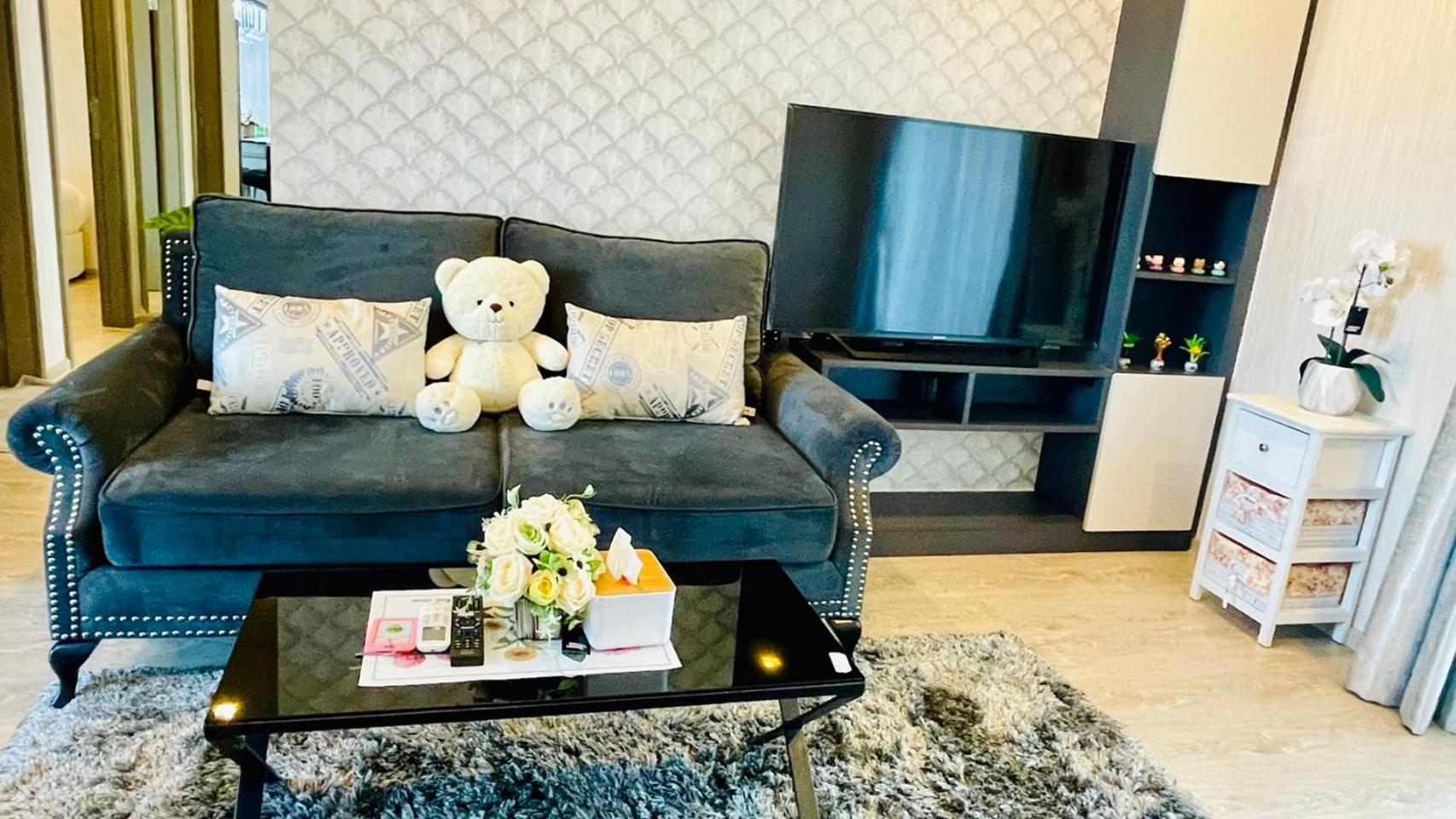 Apartment The Base 2 Bed 2 Bath By Numam