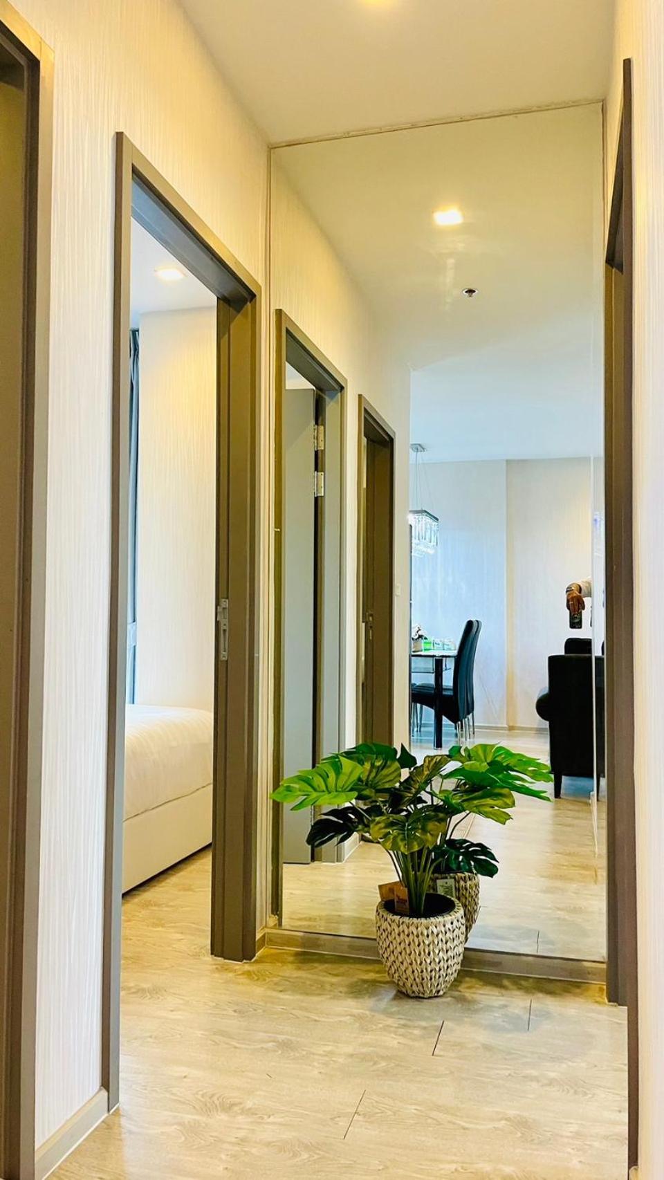 The Base 2 Bed 2 Bath By Numam Apartment