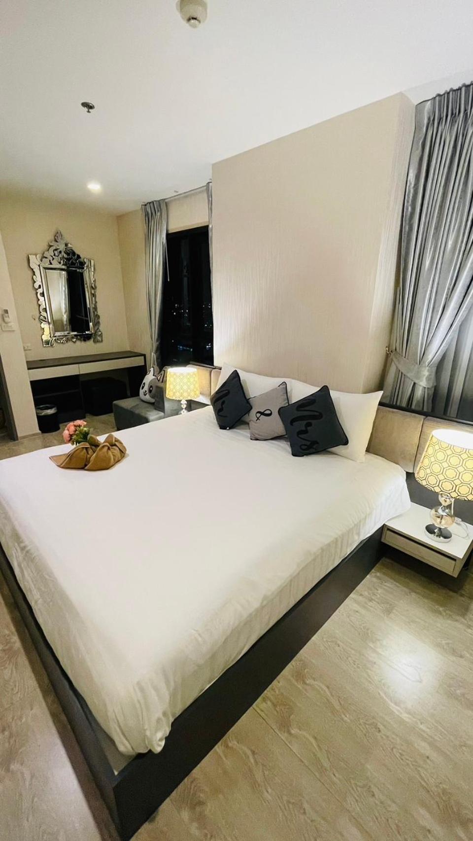 Apartment The Base 2 Bed 2 Bath By Numam *