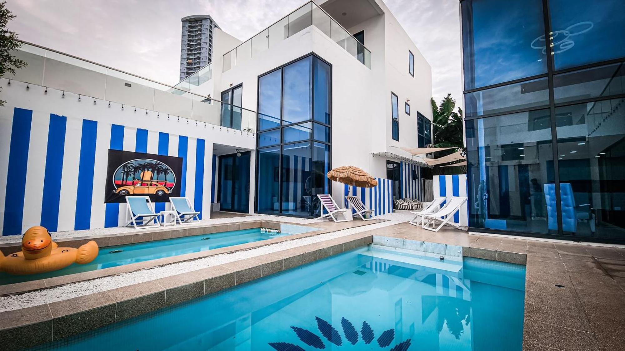 Palm Spring Villas 七卧豪华泳池别墅 Villa Pattaya