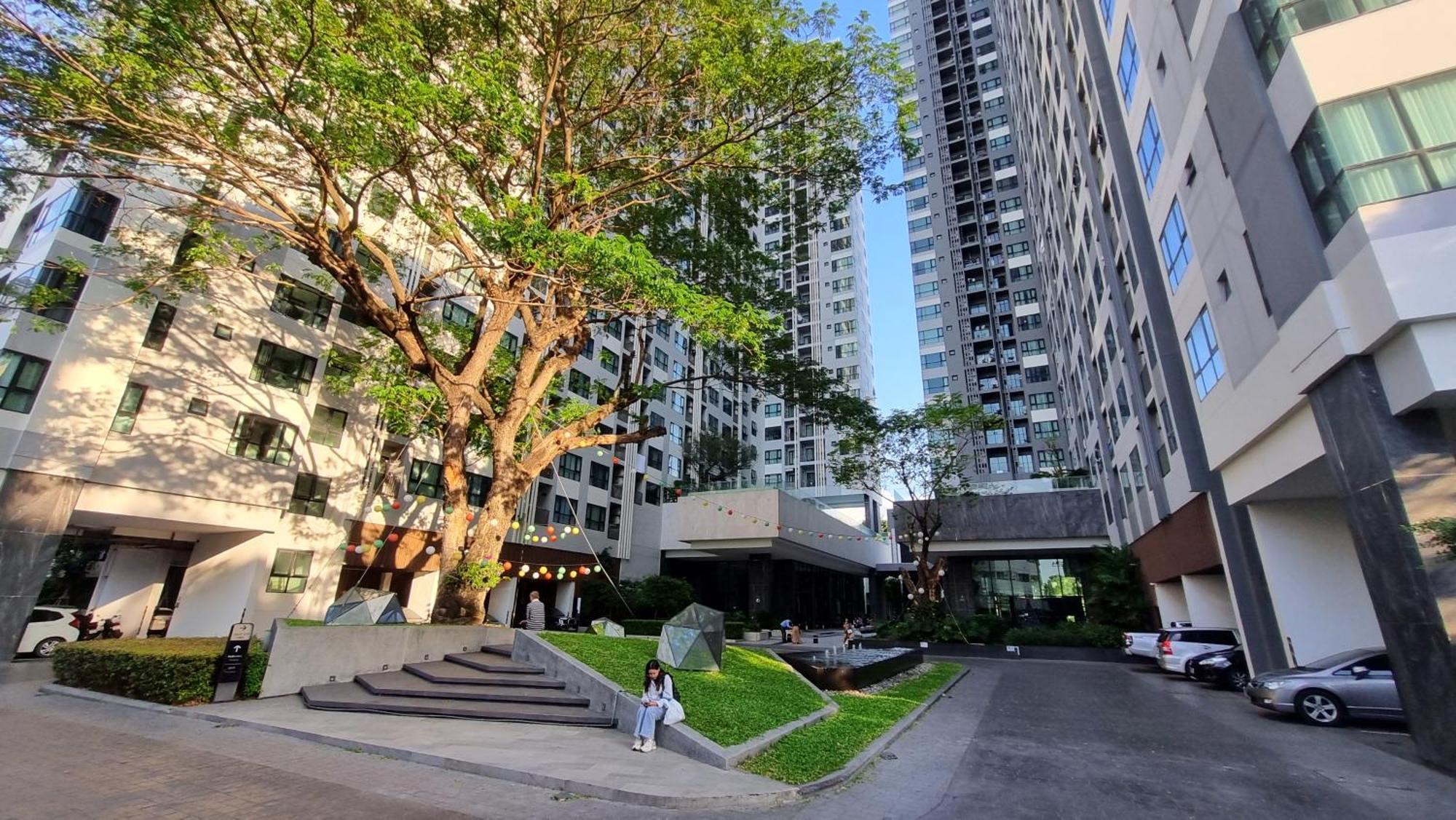 Apartment The Base Location Pattaya
