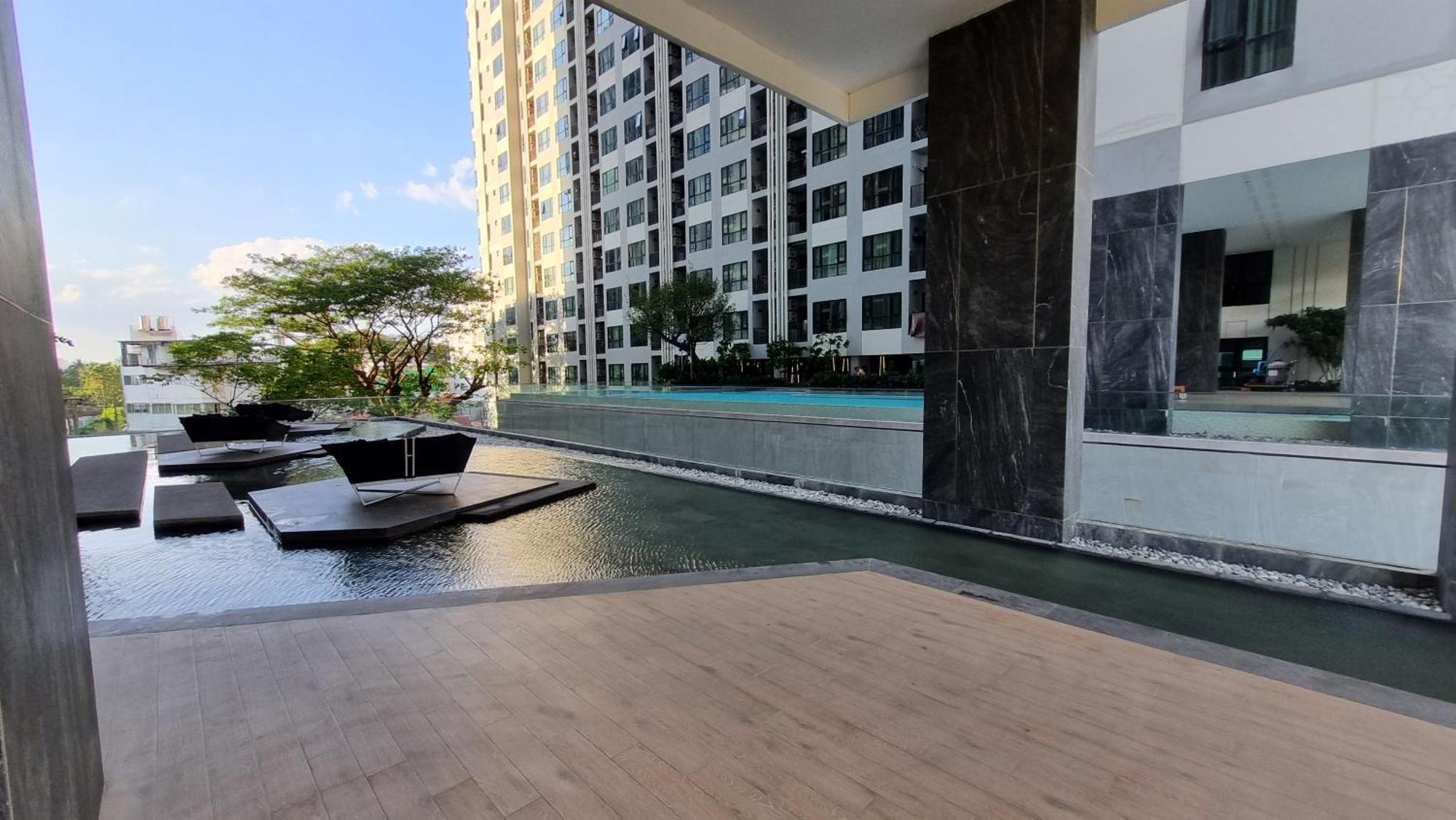 The Base Location Apartment *