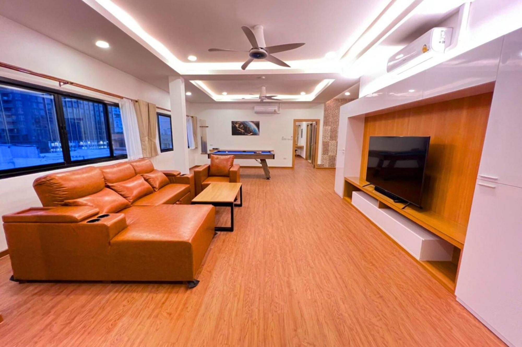 The Hotel 3*