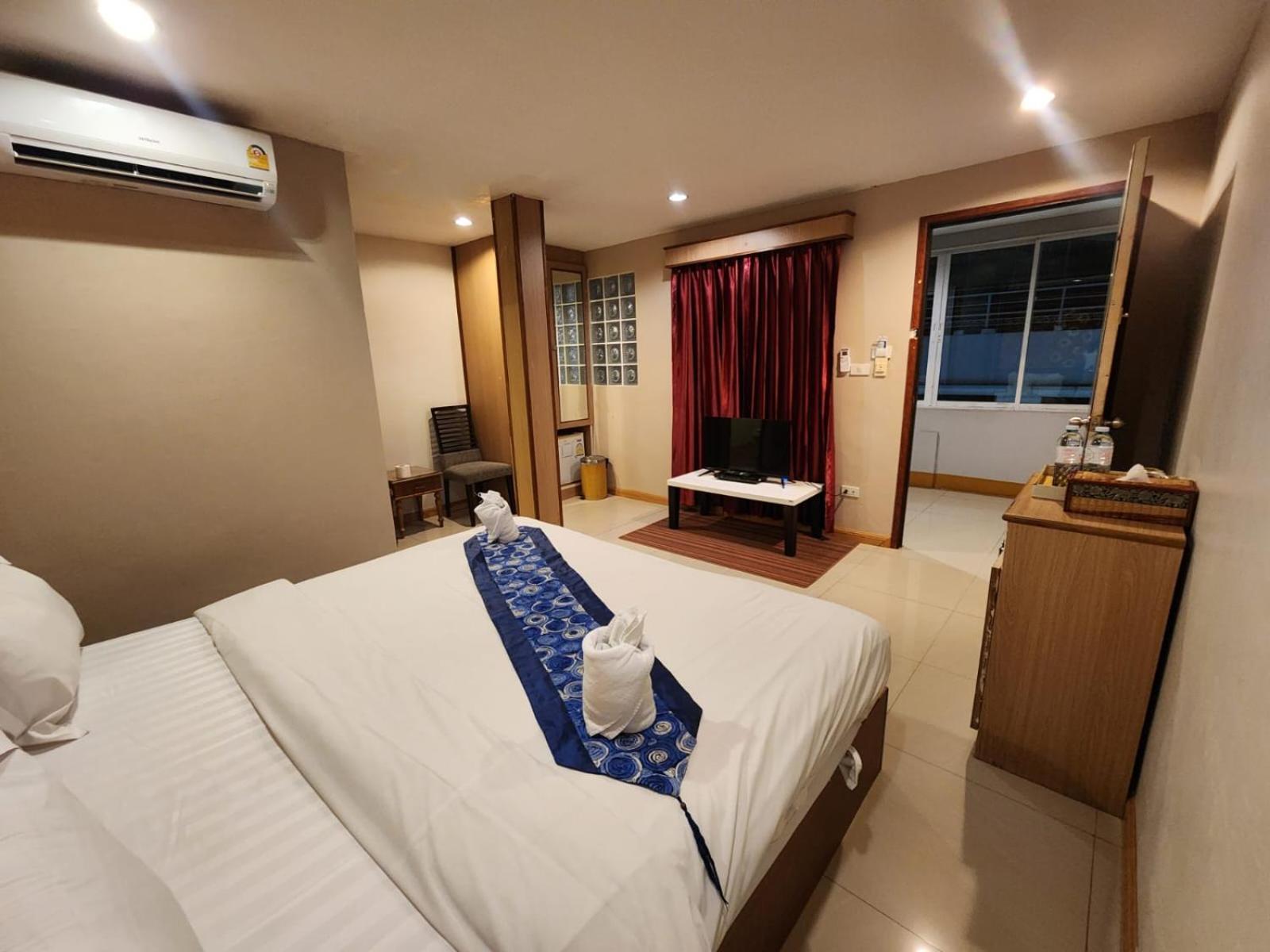 Hotel Star Residency