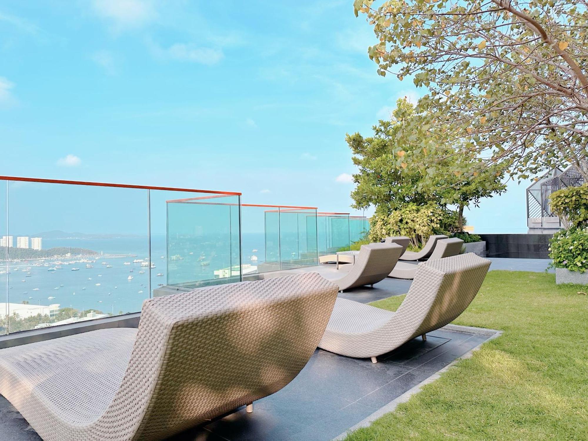 Edge Sea View * Pattaya