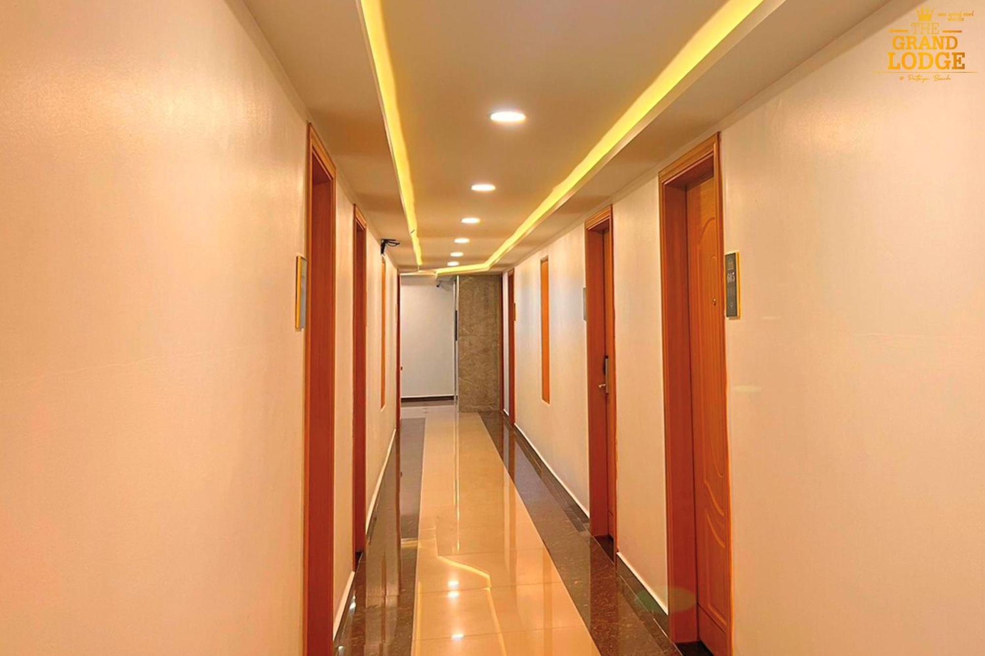 Hotel The Grand 3*