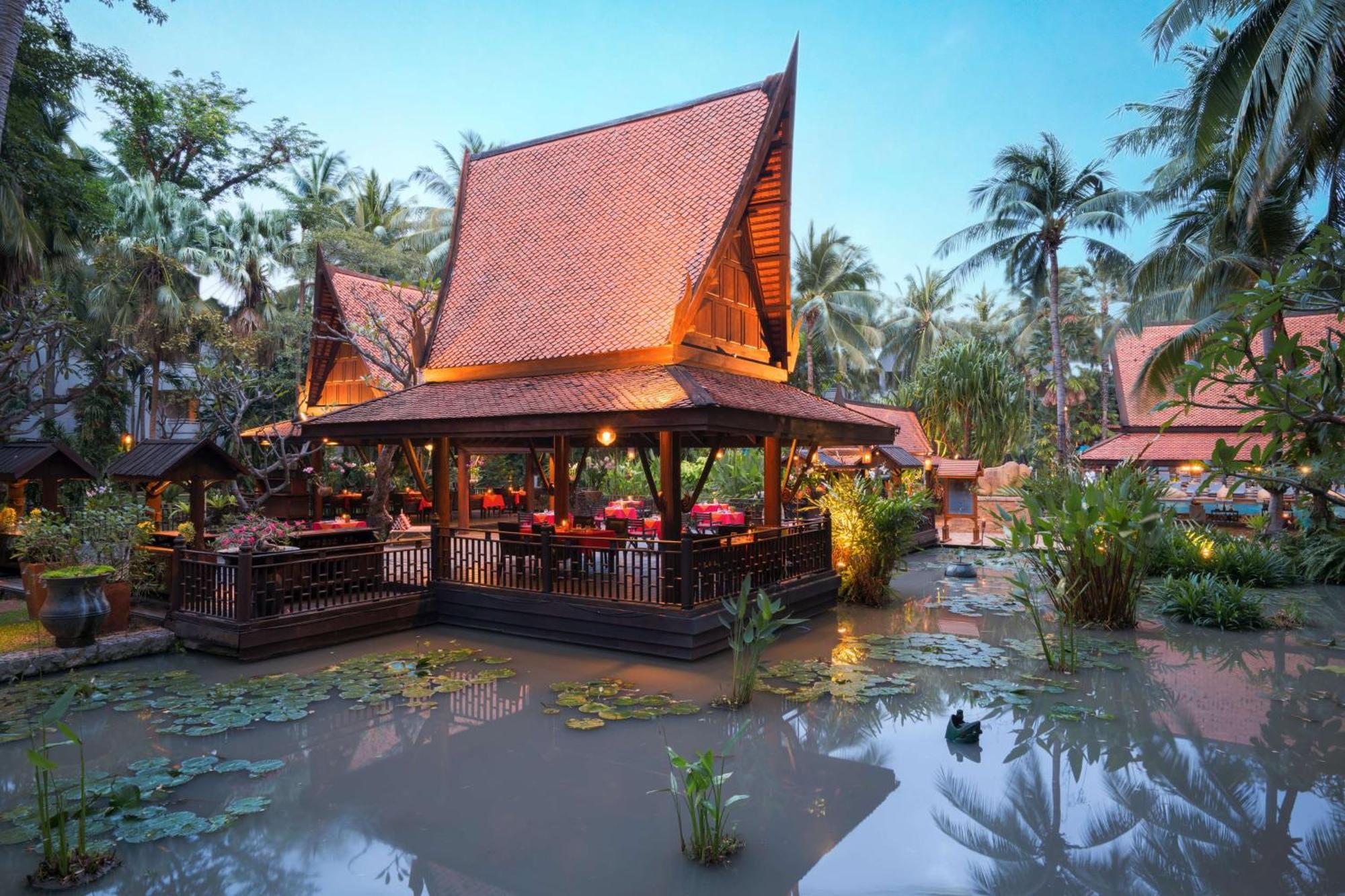 Hotel Avani 5*