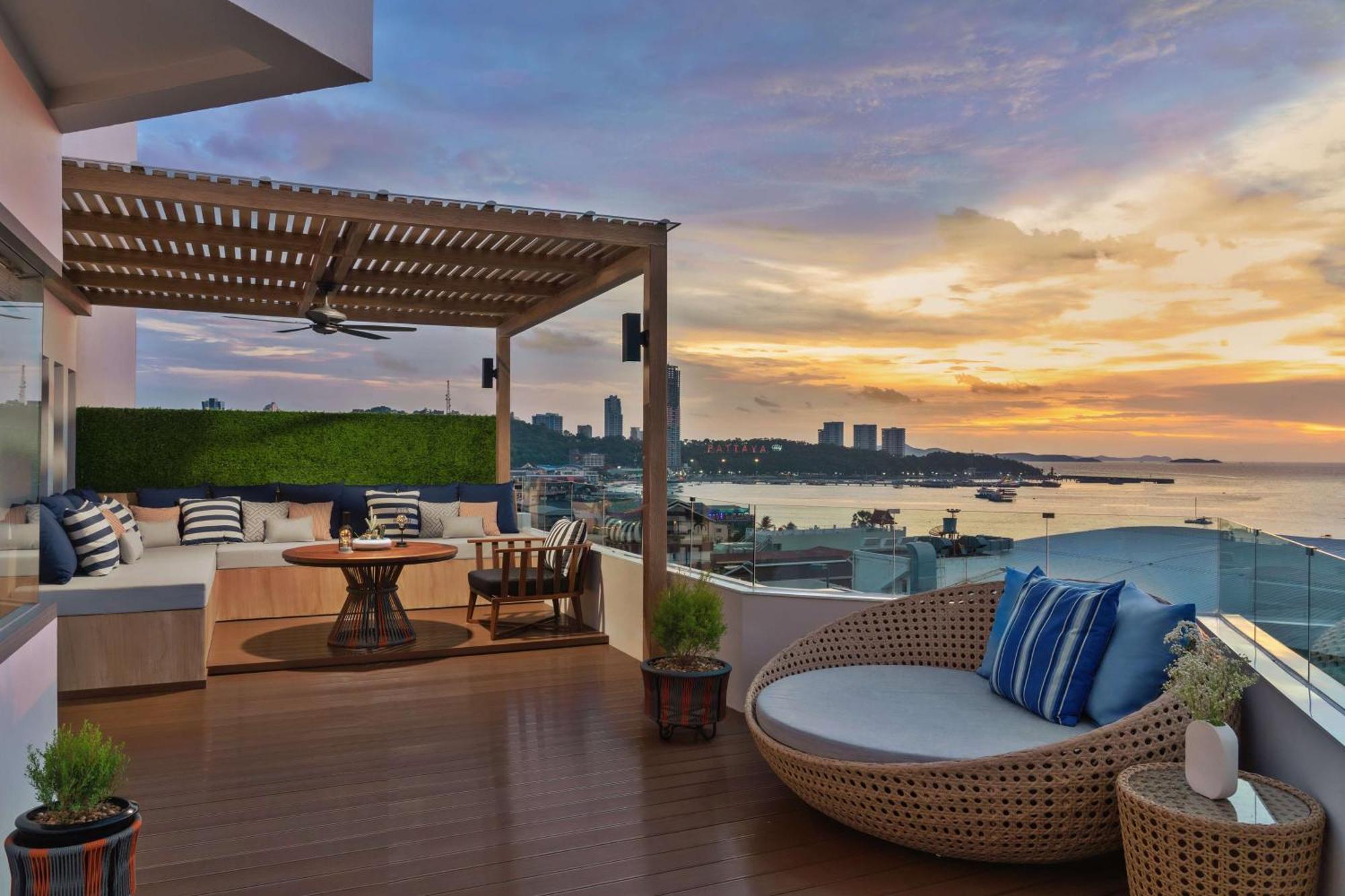 Hotel Avani