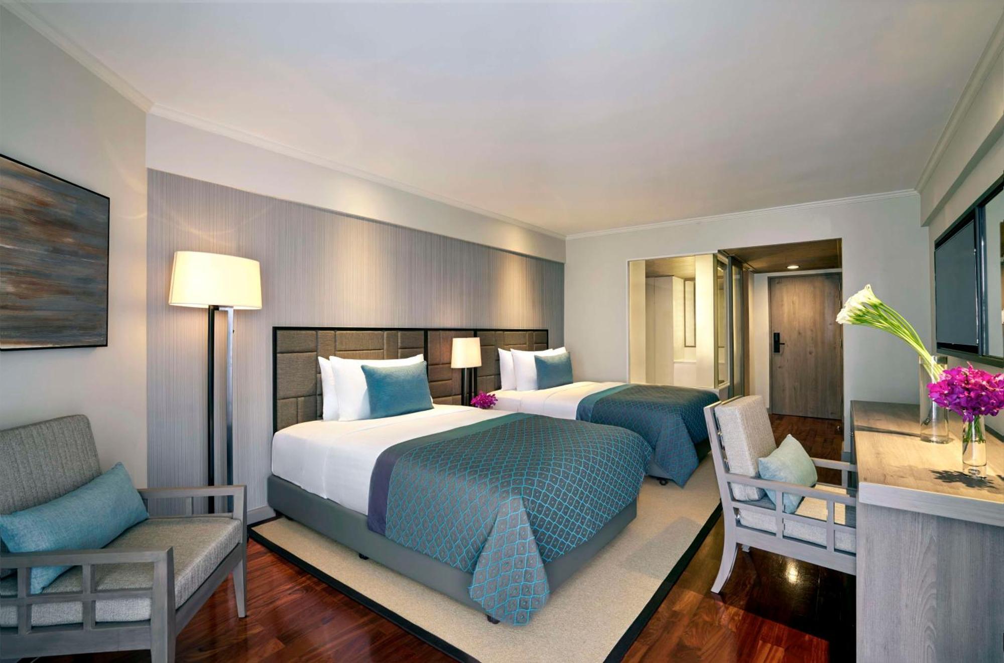 Avani Hotel 5*