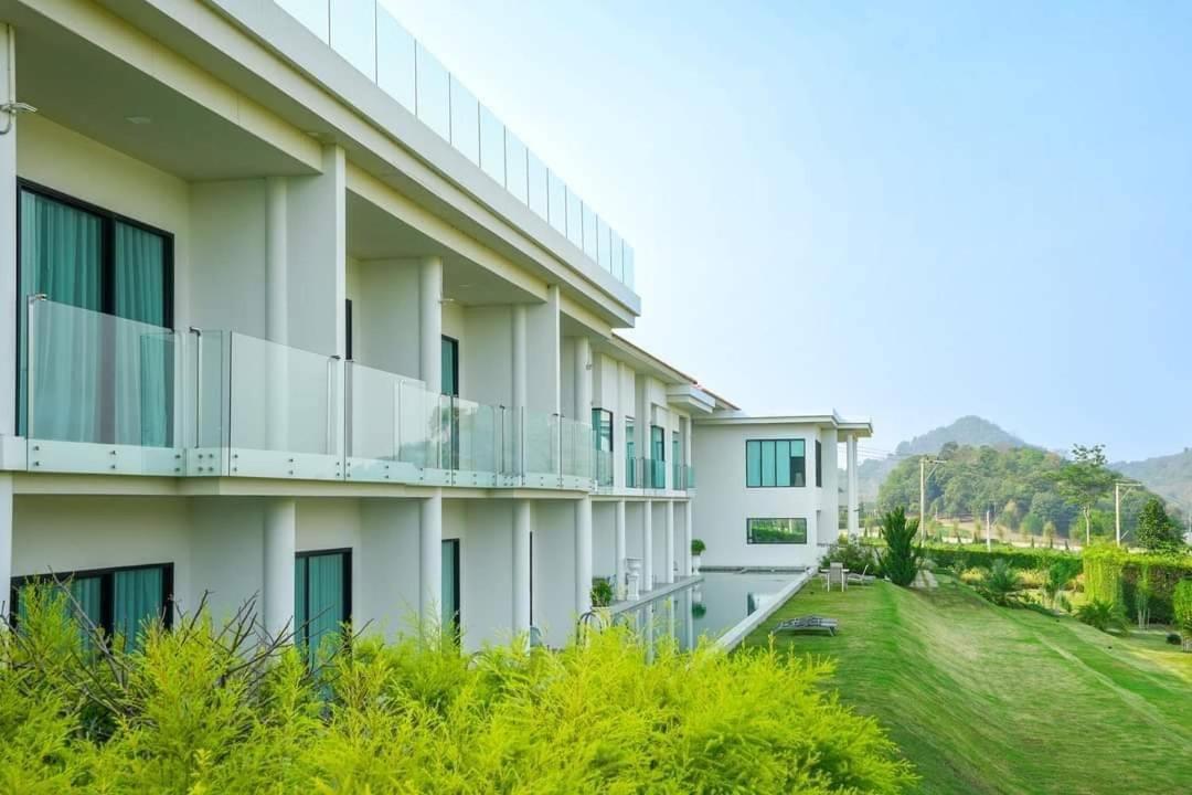 Viva Montane Hotel