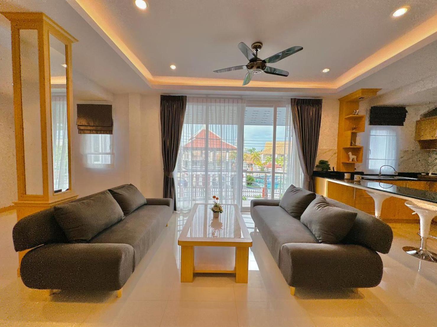 Tagvilla Lagoon Pool In 8 Bedroom