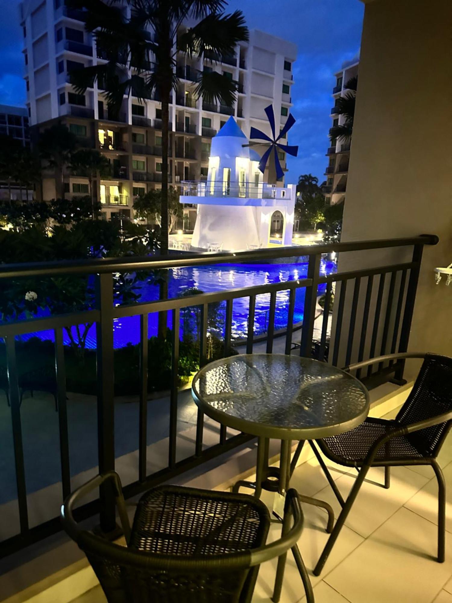 Exclusive Arcadia - Amazing Pools & Gardens, Gym, Sauna, Waterfalls, Jacuzzi, Fast Internet Pattaya