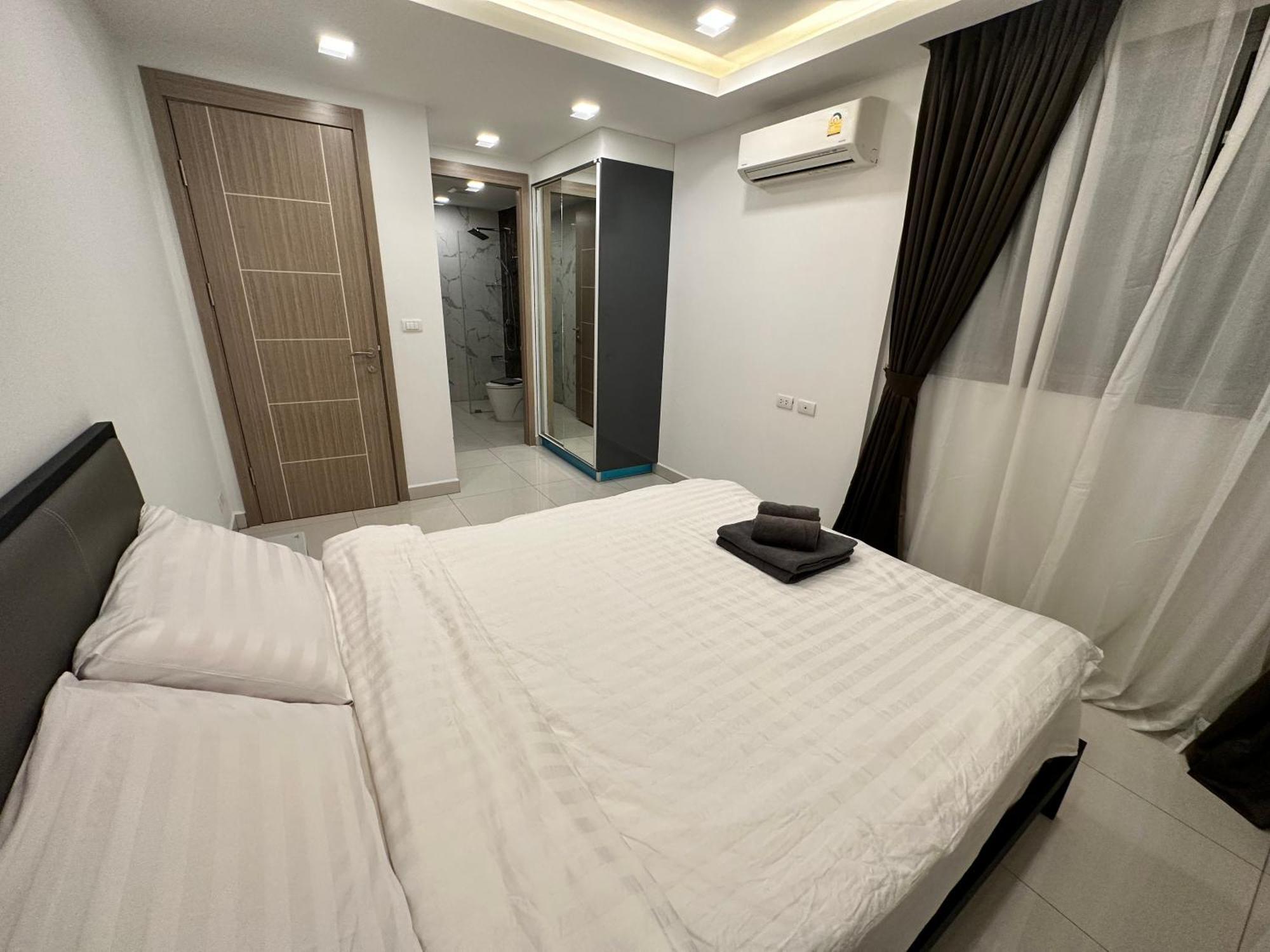Exclusive Arcadia - Amazing Pools & Gardens, Gym, Sauna, Waterfalls, Jacuzzi, Fast Internet Pattaya