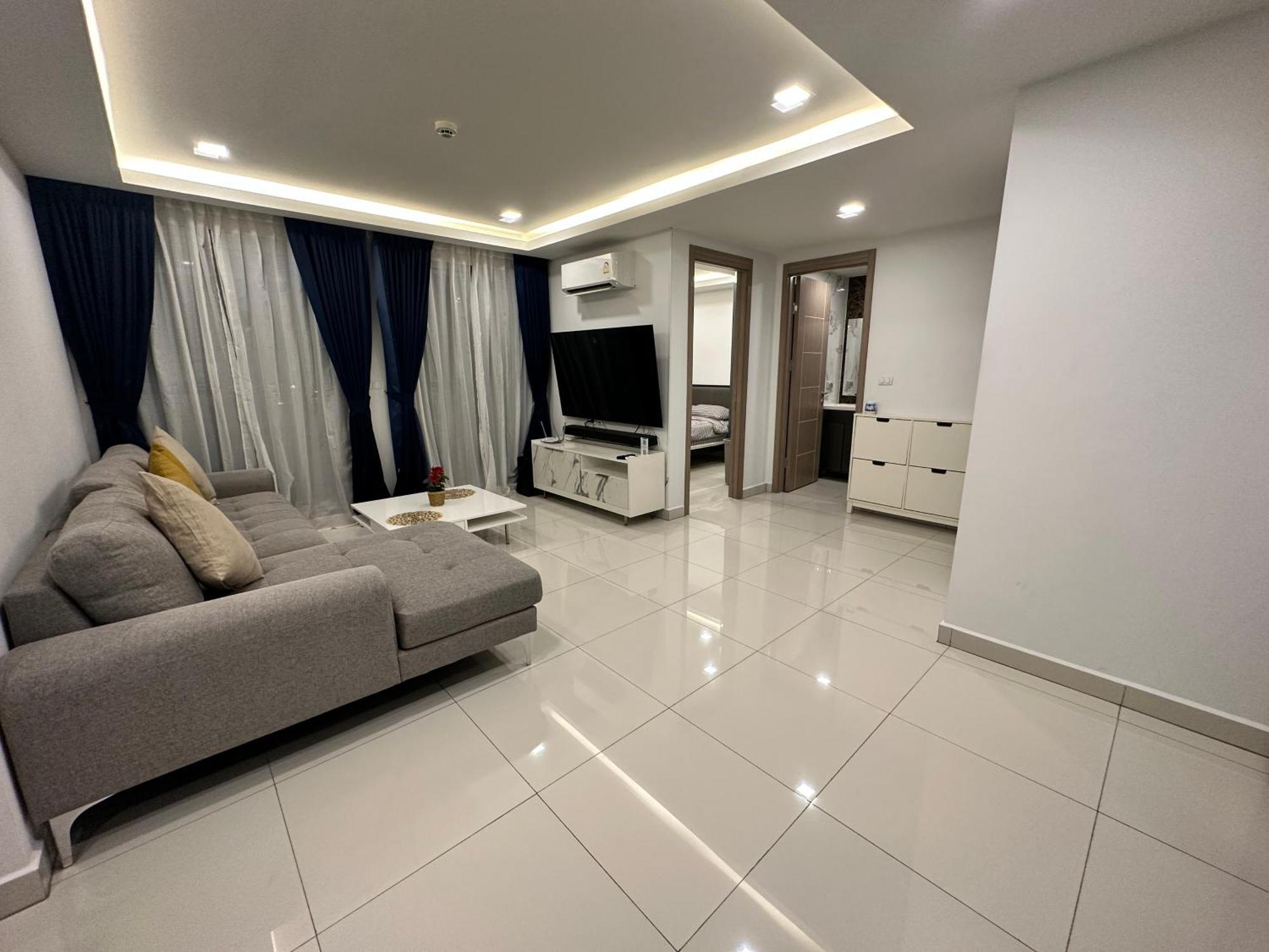 Exclusive Arcadia - Amazing Pools & Gardens, Gym, Sauna, Waterfalls, Jacuzzi, Fast Internet Pattaya