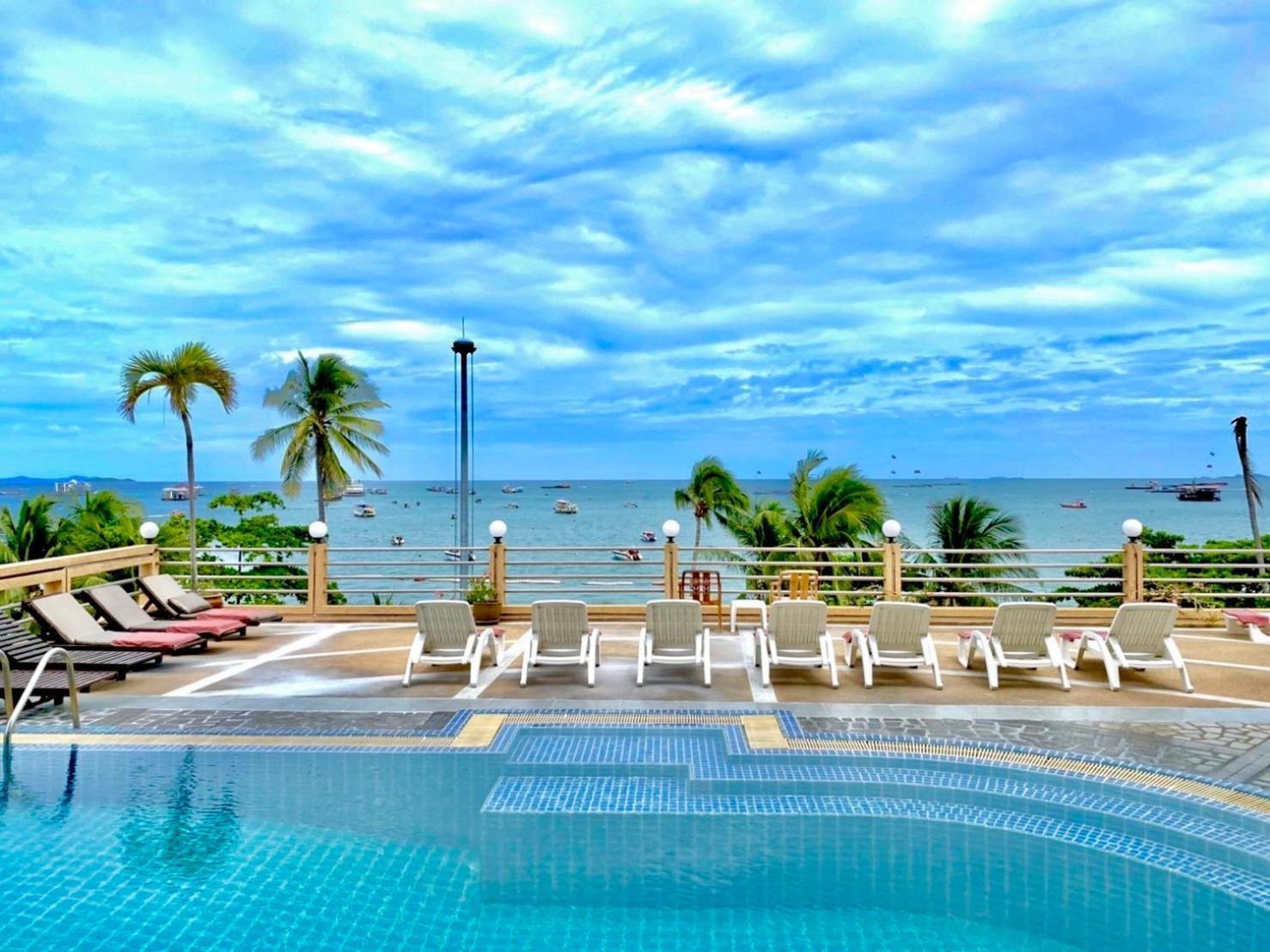 Aa Hotel 2*