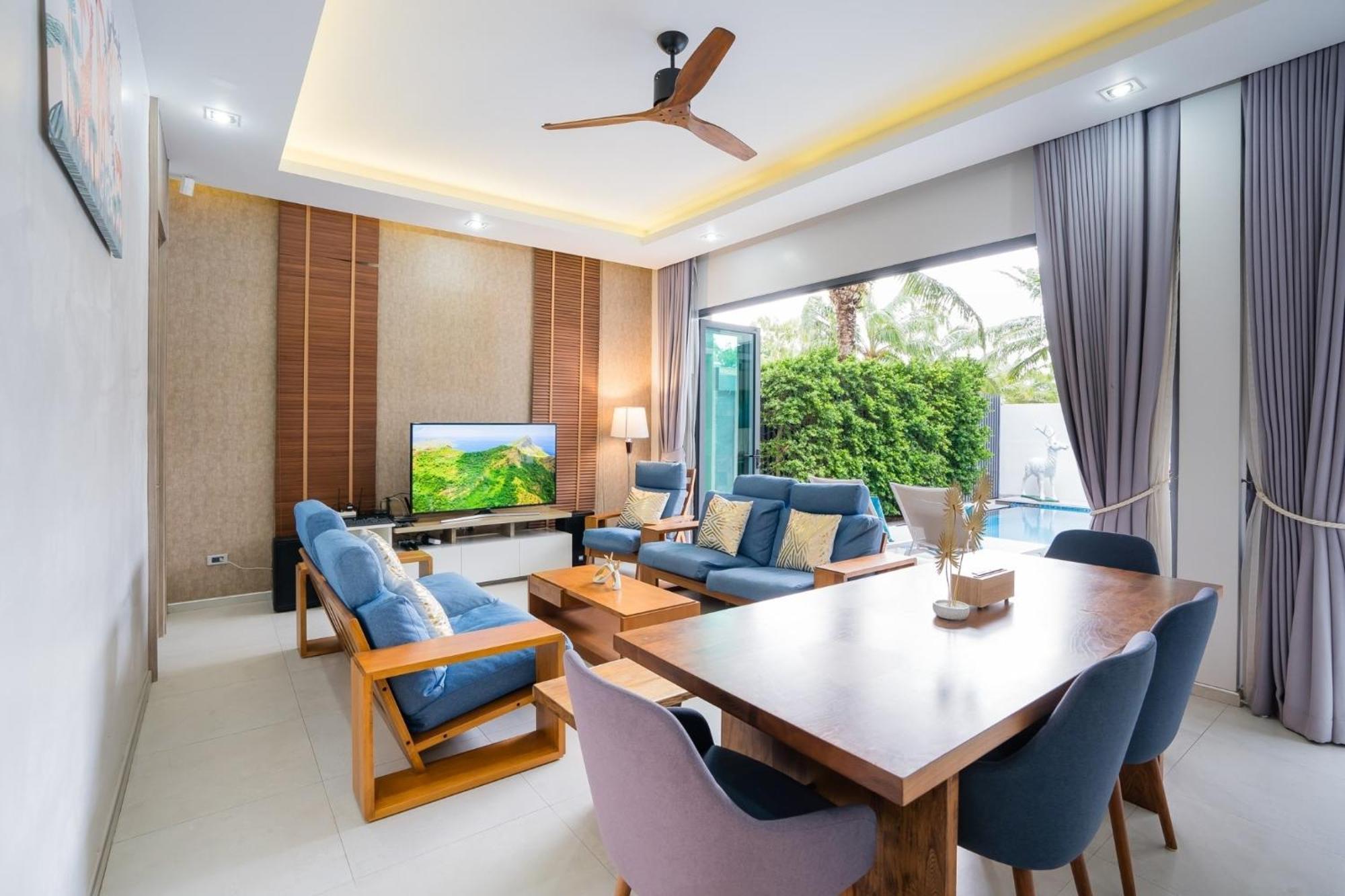 Hollywood Luxury Poolvilla Walking Street 4 Bedrooms Villa