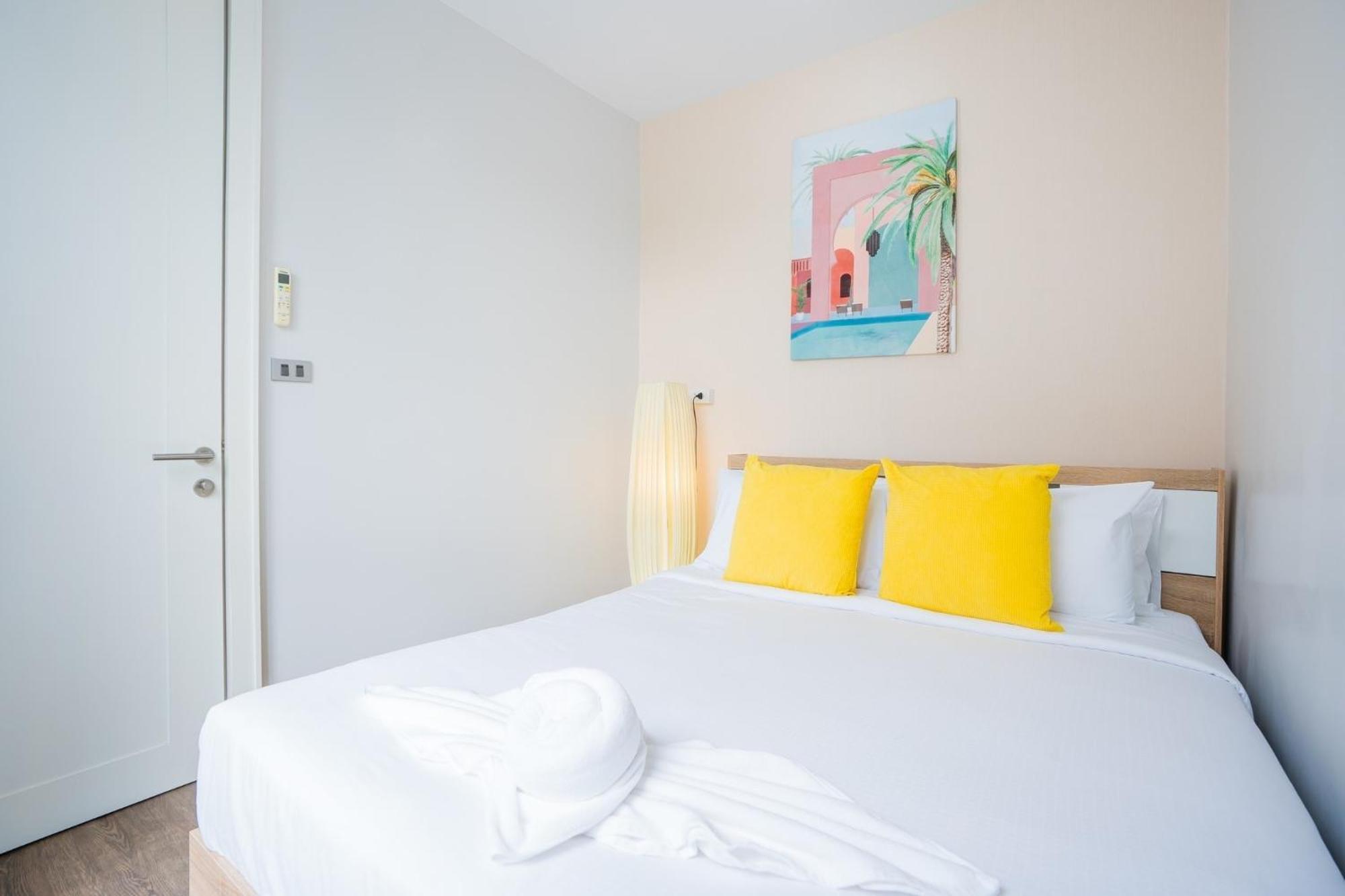 Hollywood Luxury Poolvilla Walking Street 4 Bedrooms *