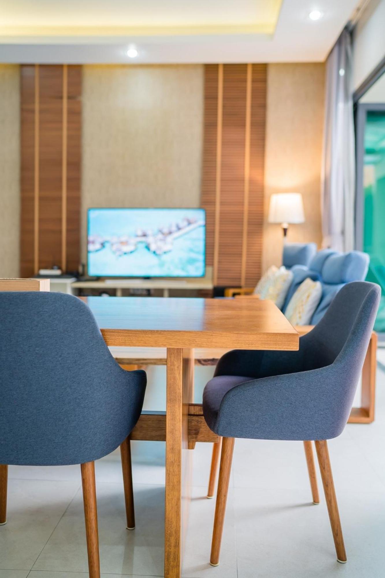 Hollywood Luxury Poolvilla Walking Street 4 Bedrooms *