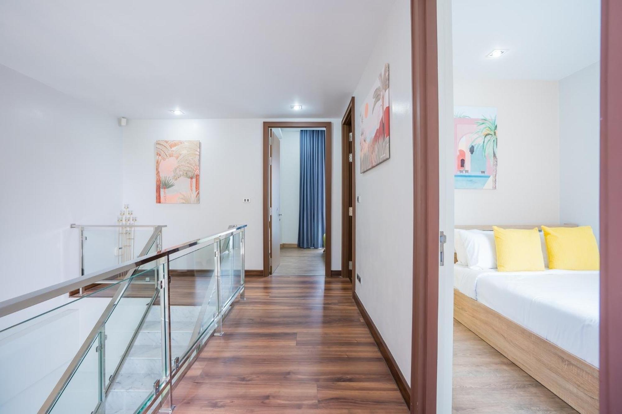 Hollywood Luxury Poolvilla Walking Street 4 Bedrooms Villa