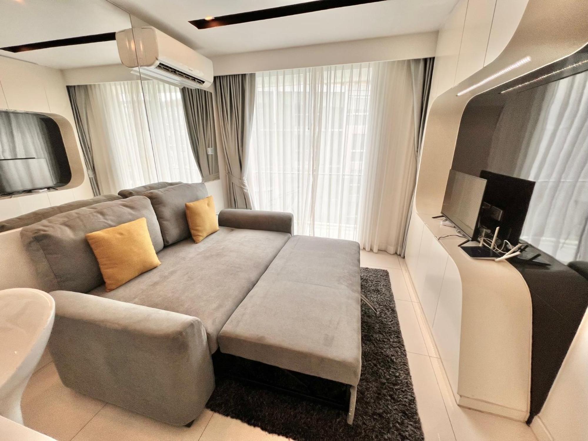 Inner Circle 1 Bed In Center *