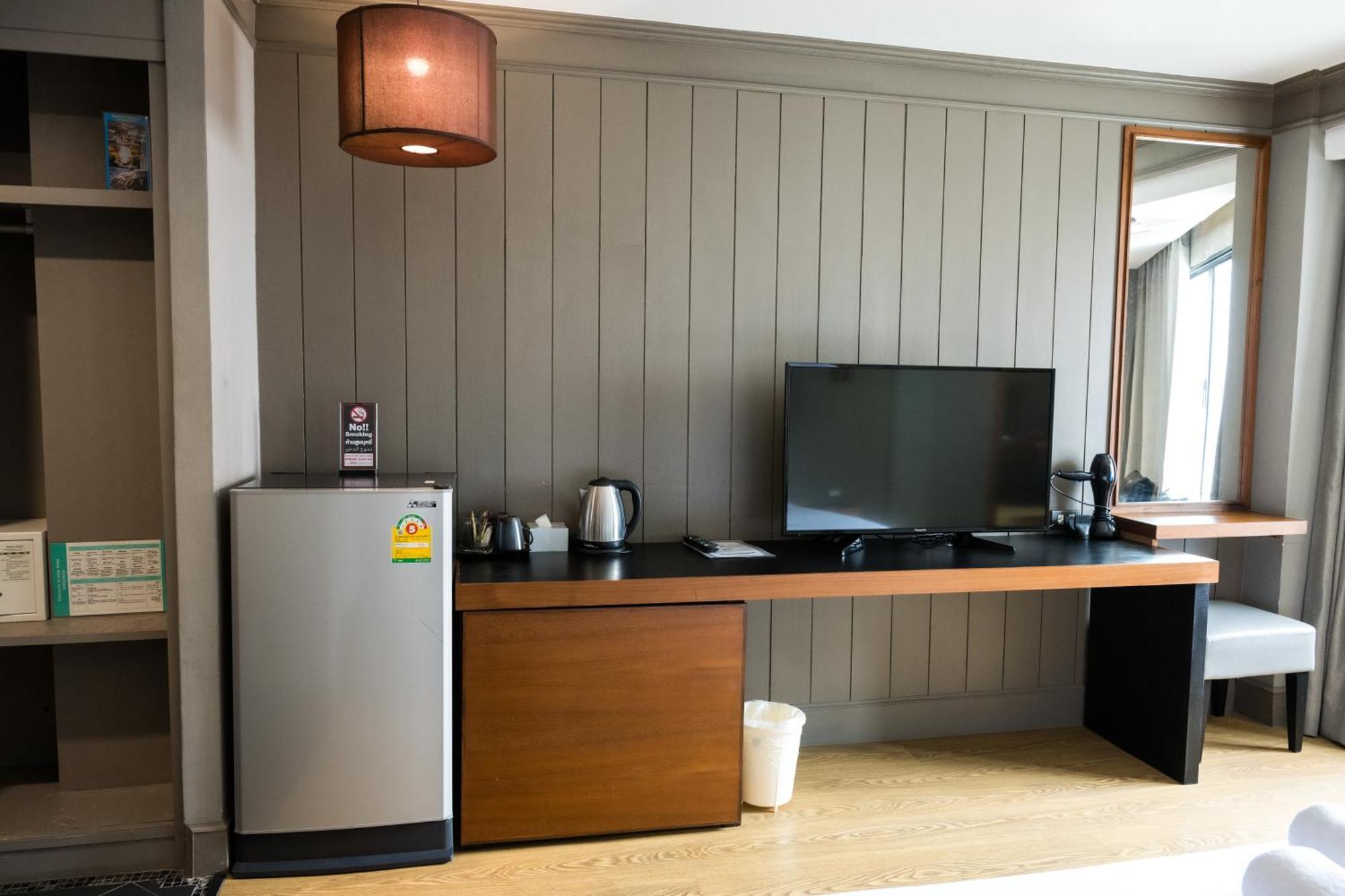 Hotel Marine Plaza 3*