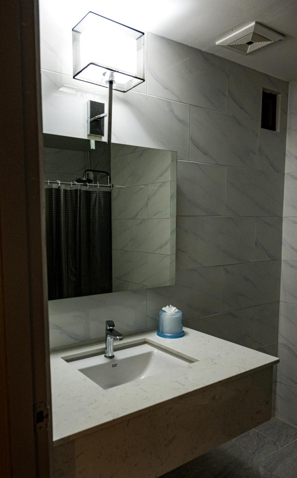 Marine Yensabai Hotel