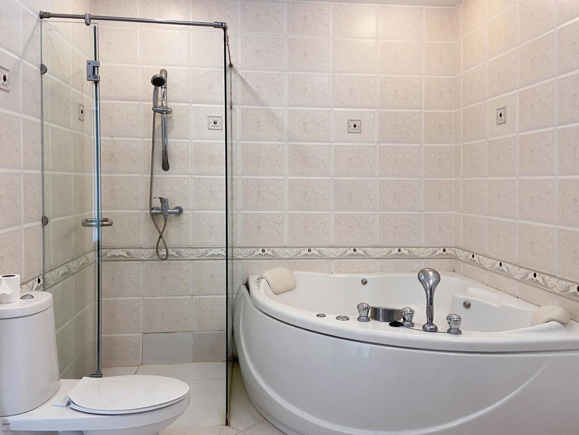 Blooming Hill Boutique 4*