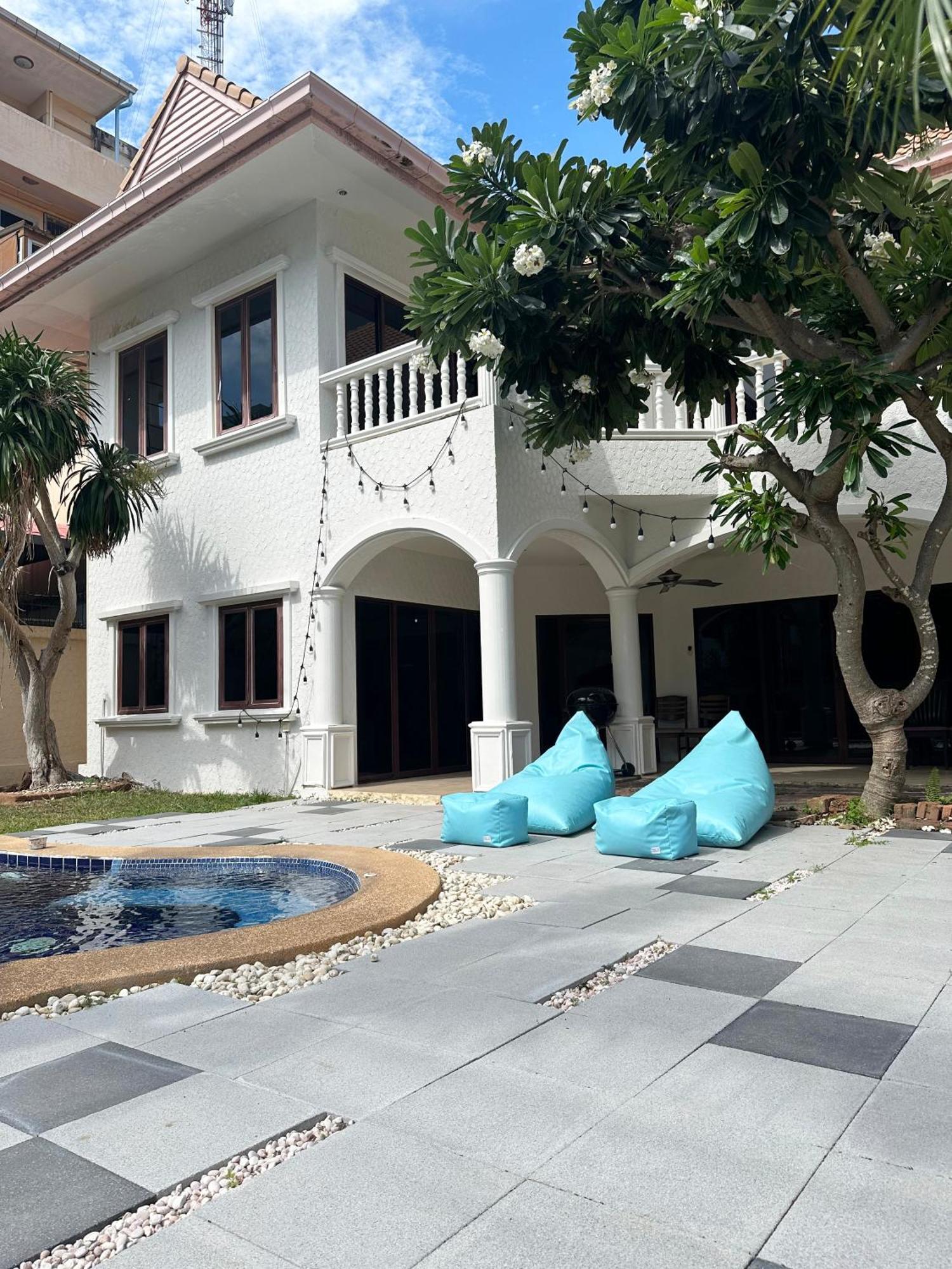 Blooming Hill Boutique Hotel 4*