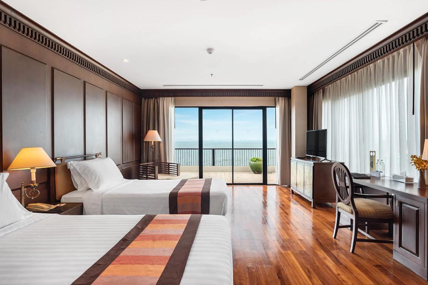 Garden Cliff And 5* Pattaya