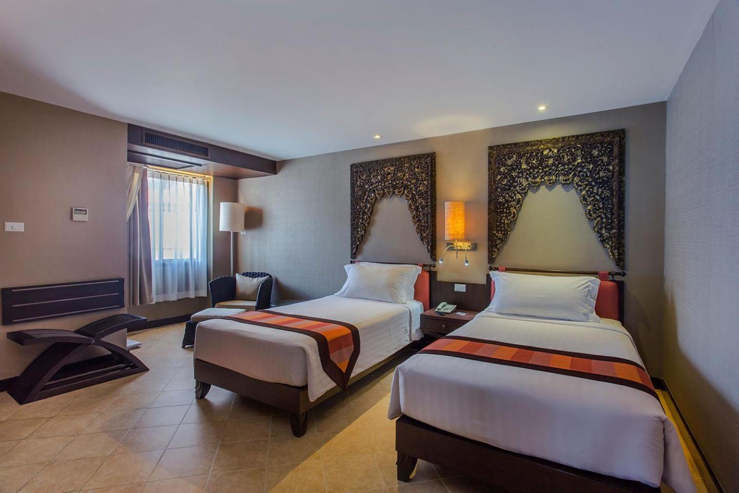 Garden Cliff And Resort Pattaya