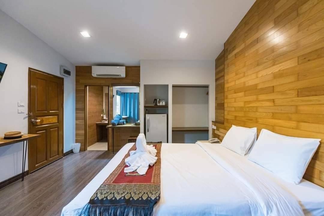 Ip Pool Resort 3*