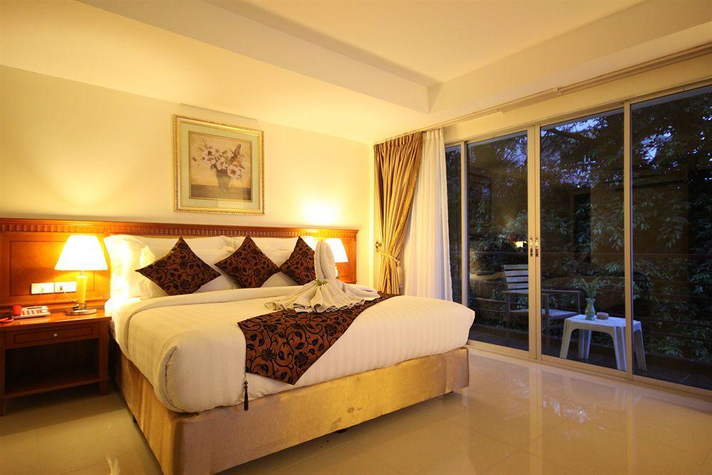 Hotel The Golden Boutique And 3*