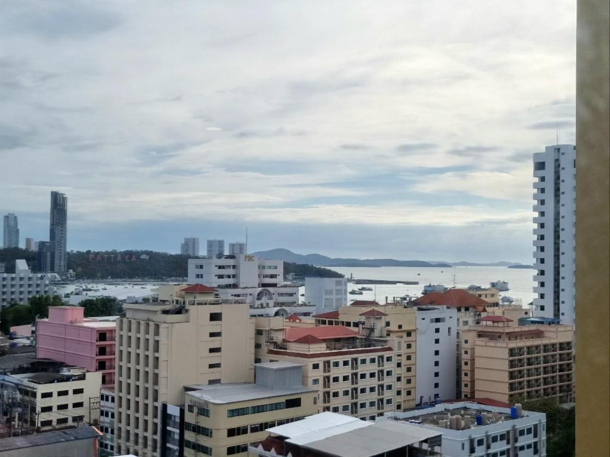 Edge Near Walking Street *
