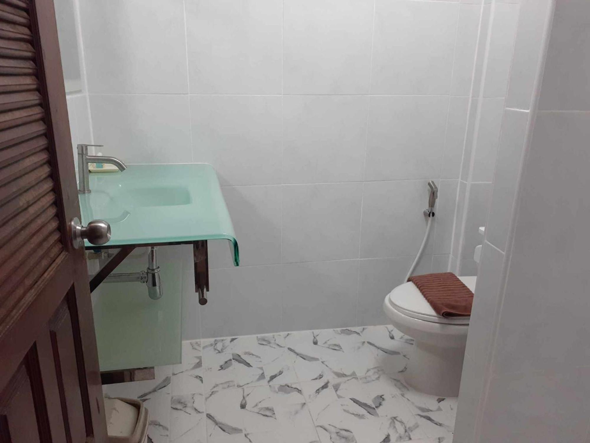Phratamnak - 100 Mtr From The Beach Pattaya