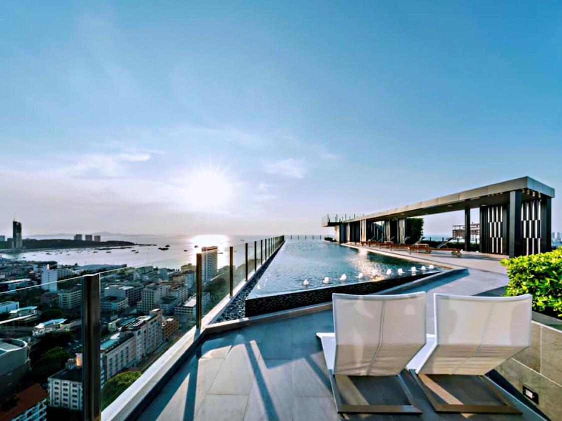 The Base Aparthotel Pattaya