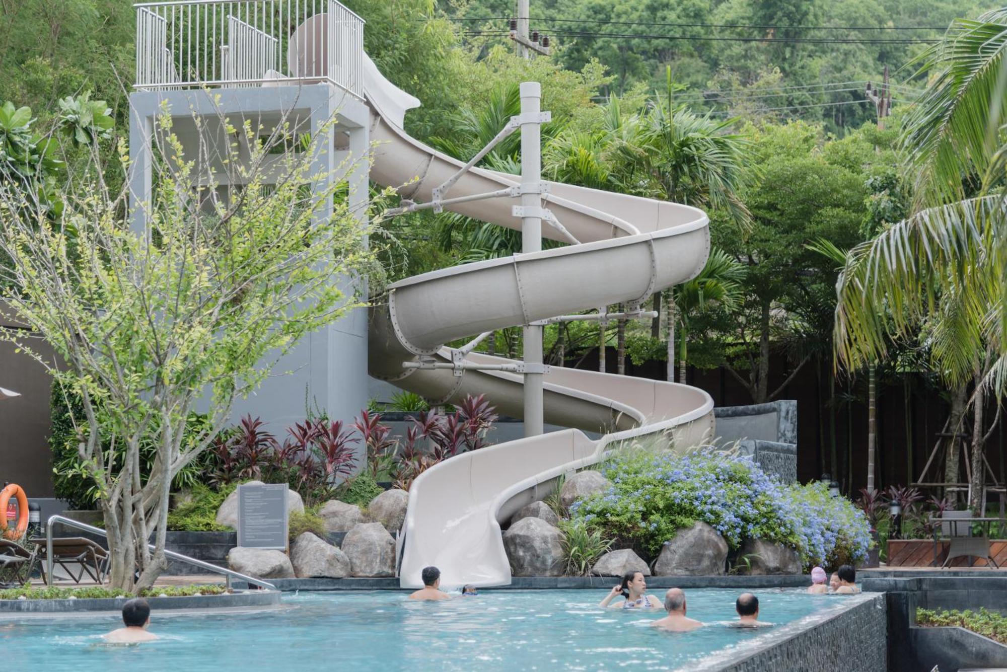 Unixx By Alvin Pattaya