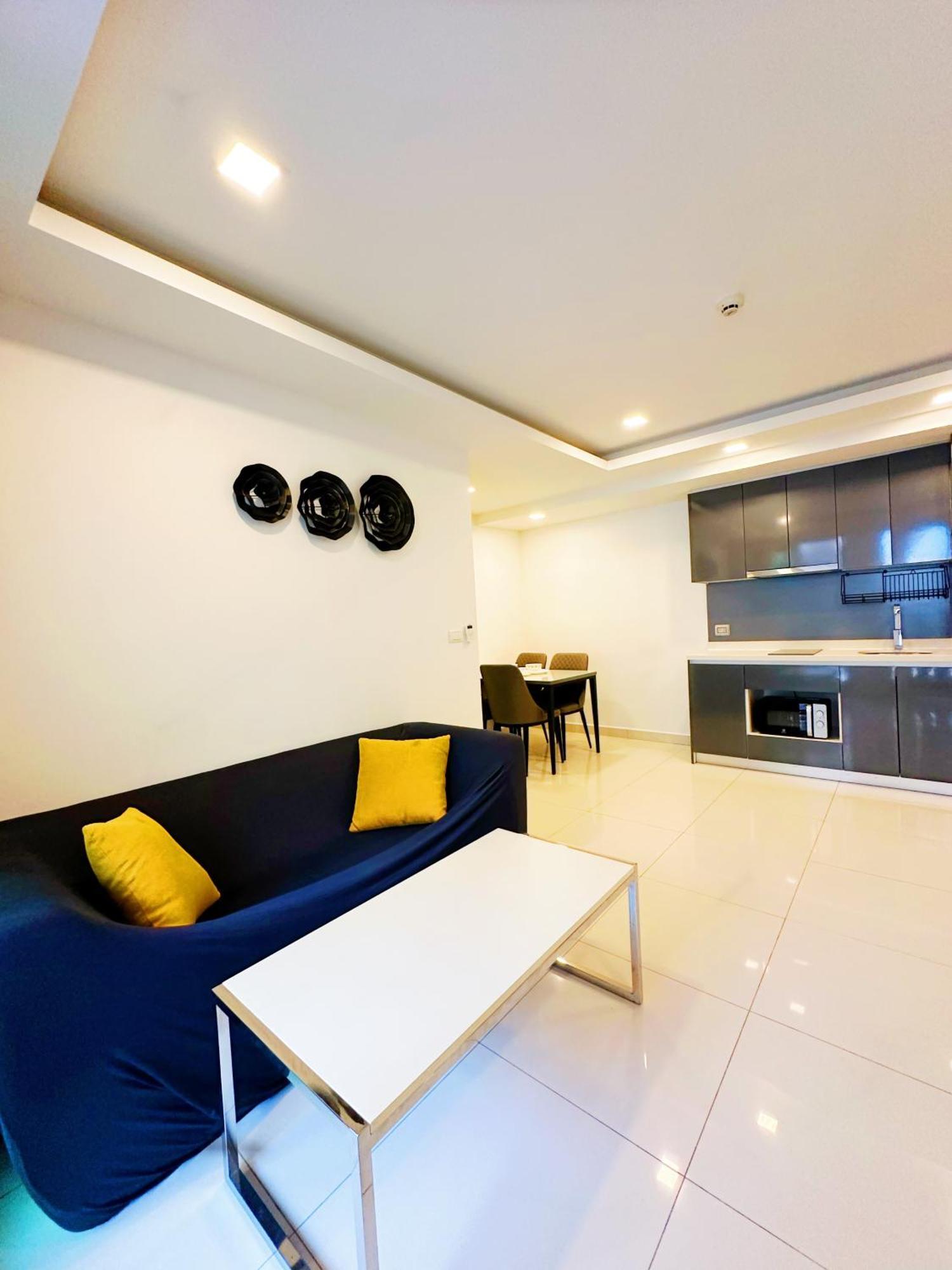 Apartment Arcadia Beach Continental 2 Bedroom Fast Internet Jacuzzi Waterfall